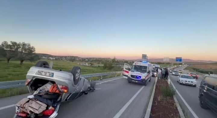 Piknikten dönen ailenin bulunduğu otomobil takla attı: 4'ü çocuk 7 yaralı