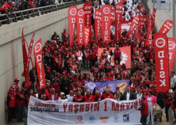 Ankara'da '1 Mayıs Emek ve Dayanışma Günü' kutlaması