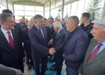 Bakan Çiftçi, Erzurum'da