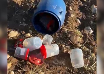 Mezarlıktaki plastik varilde 21 insan cenini bulundu