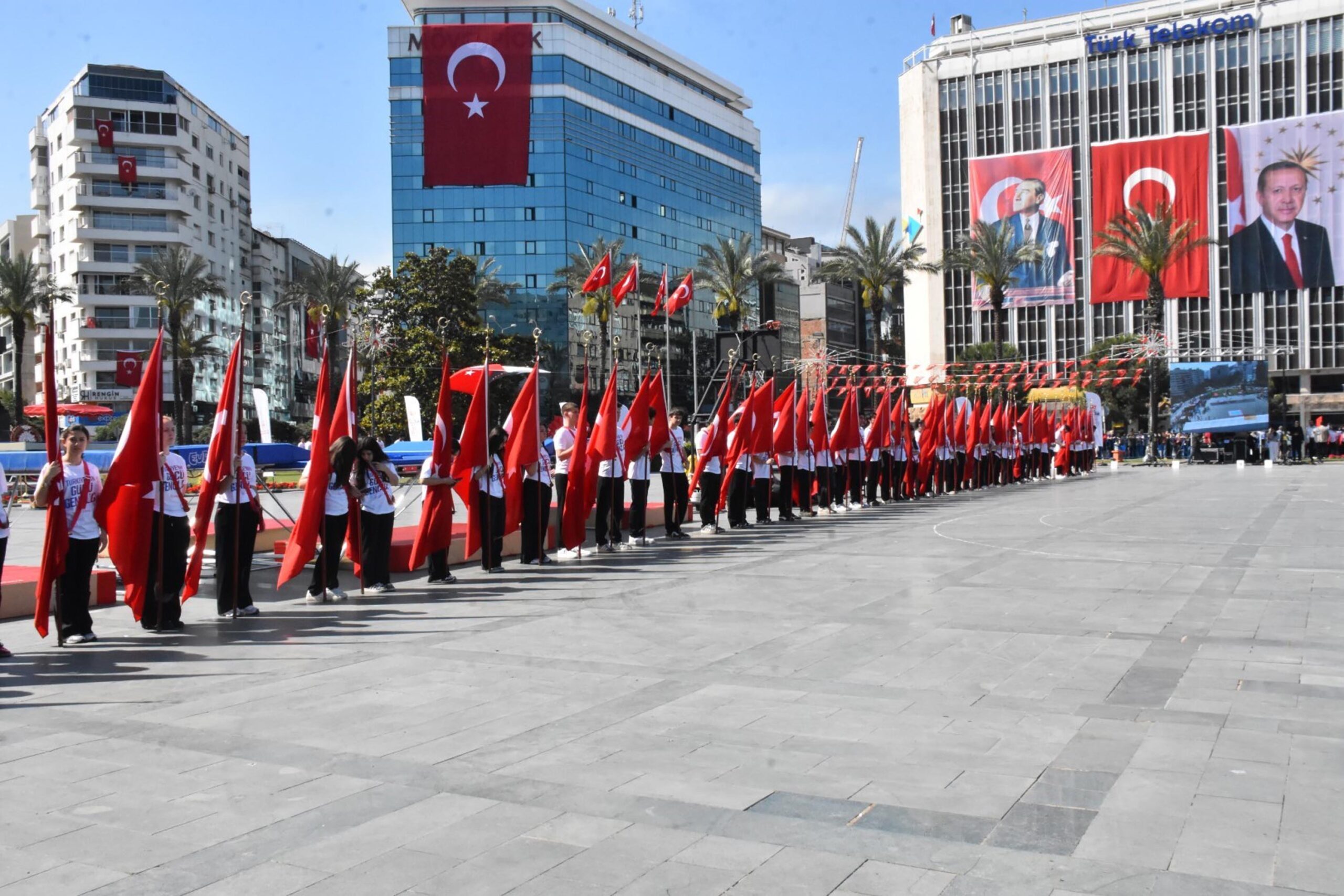 İzmir'de 19 Mayıs coşkusu