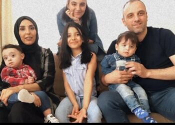 Bayram tatili yolunda kazada ölen çift ile 3 çocuğundan geriye mutluluk fotoğrafları kaldı
