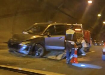 Tünelde 6 aracın karıştığı zincirleme kaza: 2 yaralı