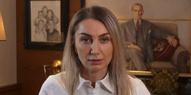 Dilek İmamoğlu’ndan sert tepki: “Aynı aileye mensup olmak suç gibi gösteriliyor”