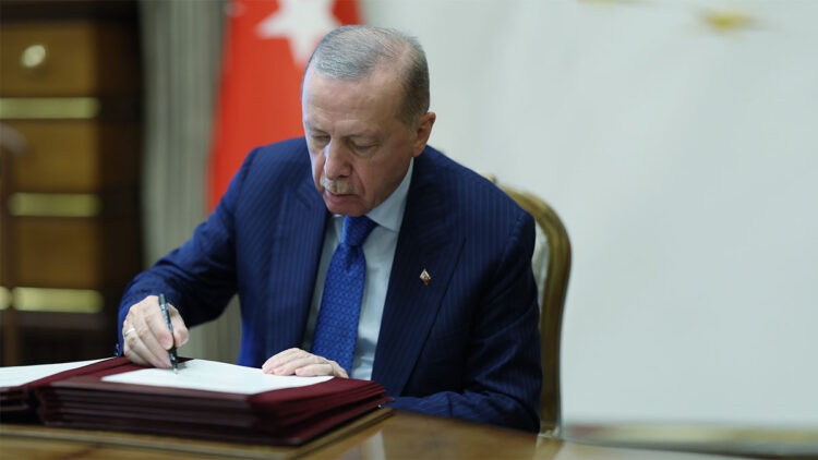 Erdoğan imzaladı: Bakanlıklar ve kurumlarda üst düzey atamalar
