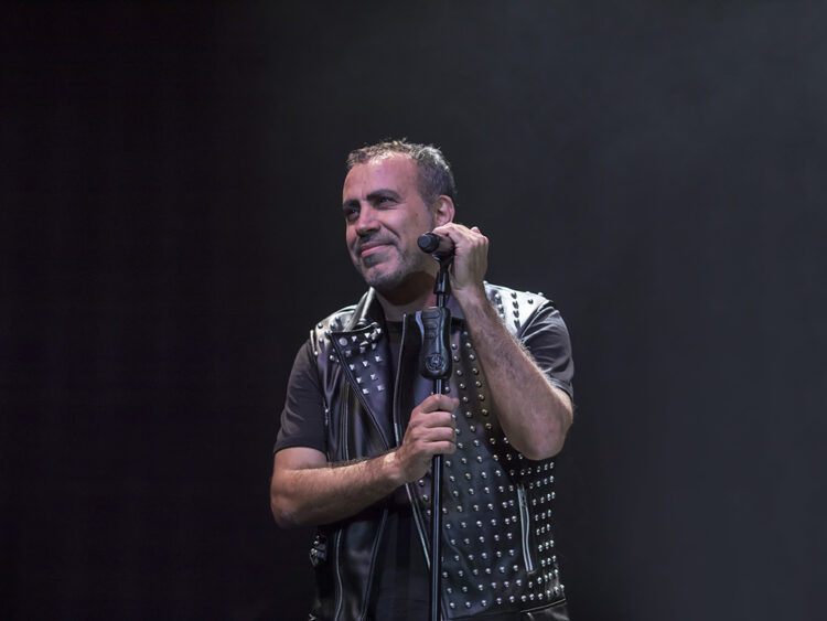 Haluk Levent taburcu edildi