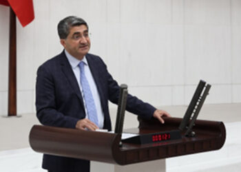 Gençlerin hayal kurabildiği bir Türkiye inşa etmek zorundayız
