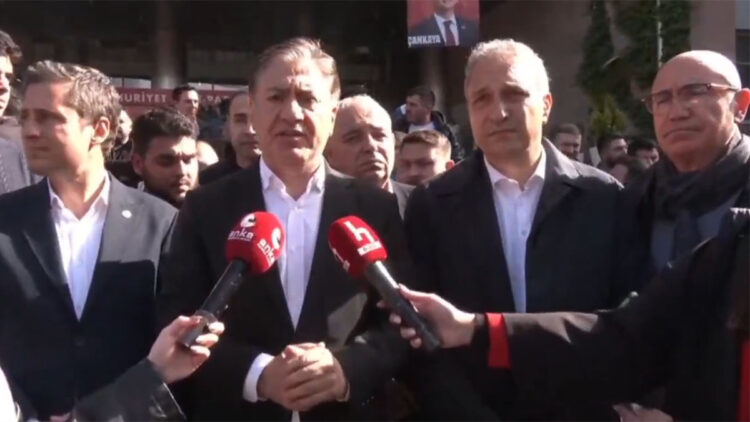 Parti içi kavga algısı yaratmak isteyenlerin oyununu bozacağız