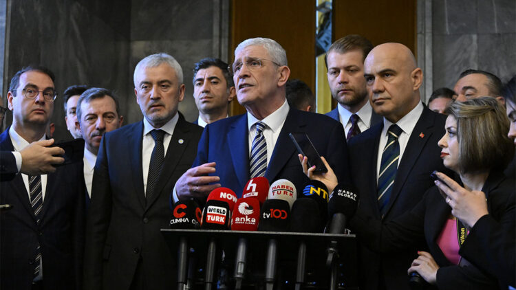 Dervişoğlu'ndan Bahçeli'nin statü çıkışına tepki: Bu deliliktir, aklınızı başınıza alın!