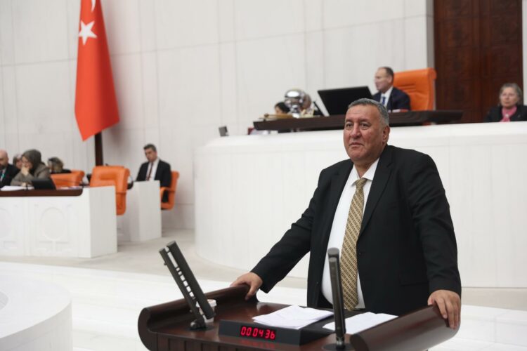 GES, tarım arazileri ile meraları tüketiyor