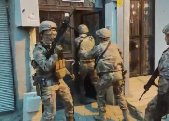 22 ilde 'suç örgütü' operasyonlarında 23 tutuklama