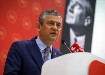 Özgür Özel’den AK Parti’ye “Gençlik Etkinliği” Tepkisi