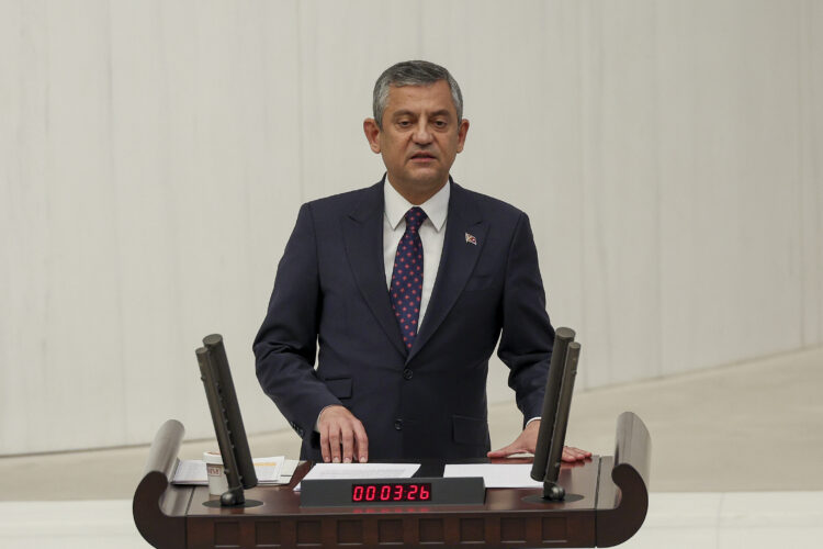 Özgür Özel’den 19 Mayıs mesajı: “Cumhuriyet Ateşi Sönmez”