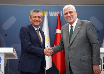 Millet iradesine karşı yapılan her müdahaleye karşıyız