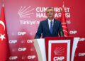 Özgür Özel açıklama yapıyor