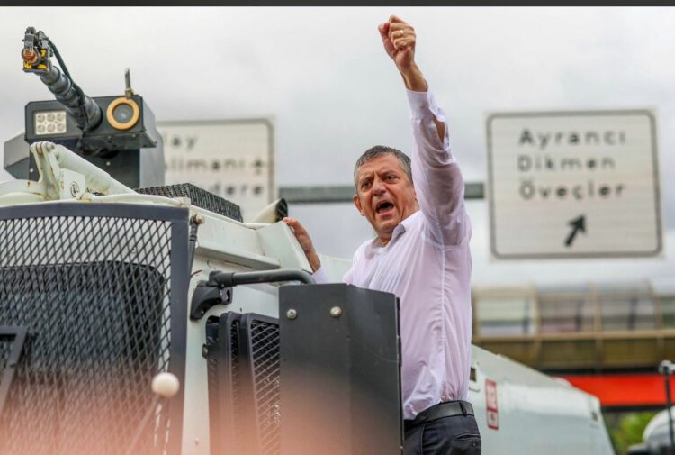 CHP‘den, Özgür Özel'in düzenleyeceği mitinge yönelik iddialarla ilgili açıklama