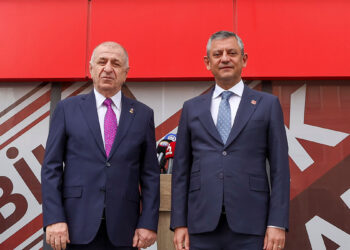 Zafer Partisi’nden CHP kararı sonrası açıklama: Ümit Özdağ, Özgür Özel ile görüşecek