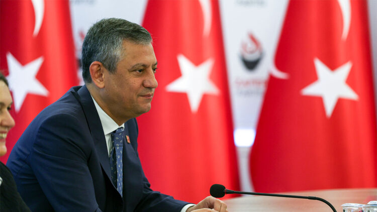 Özgür Özel’den dikkat çeken açıklama; MYK üyeleriyle süreci değerlendireceğiz