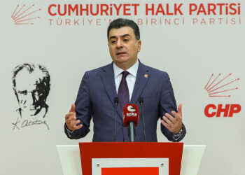 Zeynel Emre’den orman yangınları ve can kayıplarına ilişkin soru önergesi