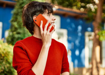 Telefonunuz dinleniyor olabilir mi? İşte dikkat etmeniz gereken işaretler