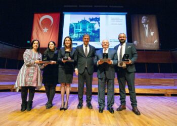 İzmir’de kültürel mirası yaşatanlar ödüllendirilecek; 22. Tarihe Saygı Ödülleri için geri sayım başladı