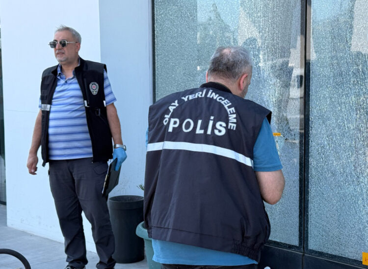 Otokoç galerisine silahlı saldırı