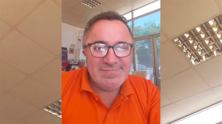 Evde ölü bulunmuştu, 12 yerinden bıçaklandığı ortaya çıktı
