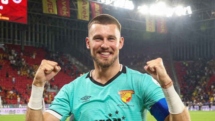 Göztepe'de Lis yuvadan uçuyor