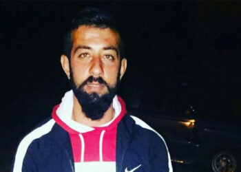 Kamyonete çarpan motosikletin alkollü ve ehliyetsiz sürücüsü öldü