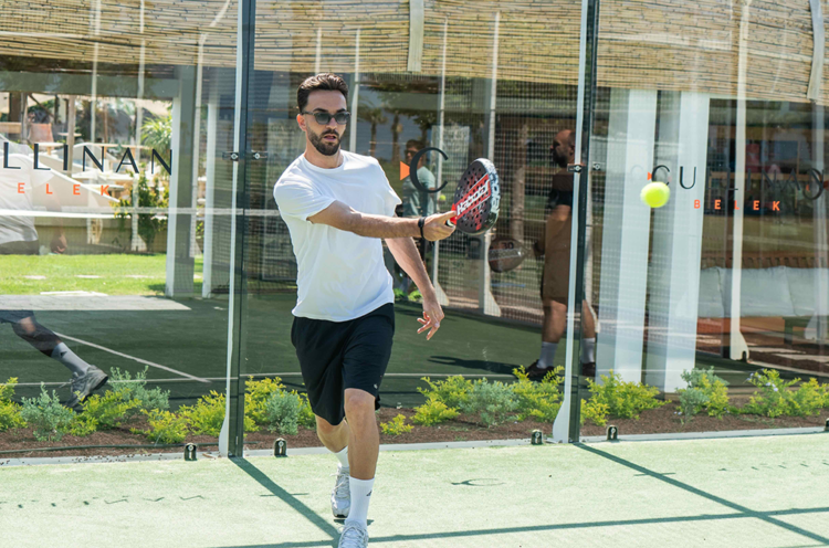 Milli sporcu sezonun yorgunluğunu Antalya'da atıyor