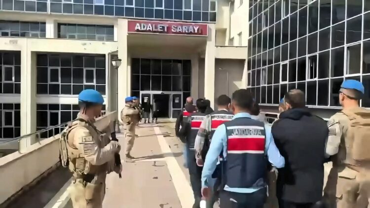 İstanbul merkezli 7 ilde 54 şüpheliye yönelik operasyon
