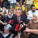 Özgür Özel'den açlık grevindeki öğretmenlere destek ziyareti