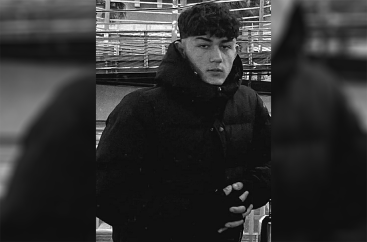 Ortaokul öğrencisi Erdem, bıçaklı kavgada öldü