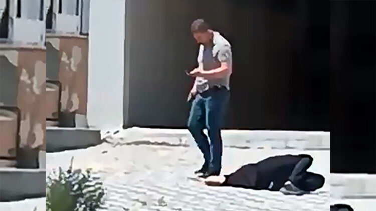 Para isteyen oğlunu çıkan tartışmada öldürdü, cesedinin başında polisi bekledi