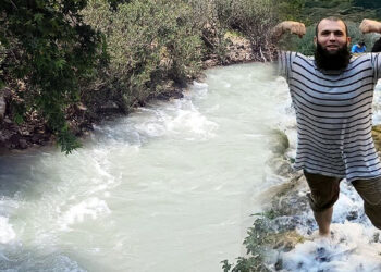 Serinlemek için girdiği çayda kaybolan Ömer aranıyor