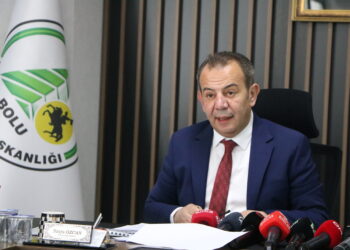 Tanju Özcan için yeni gelişme: Bir dosyadan tahliye, diğerinden tutukluluk sürüyor