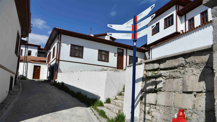 Ankara Kalesi’ne Büyükşehir dokunuşu