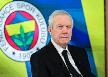 Aziz Yıldırım, Fenerbahçe’nin kamp yaptığı Topuk Yaylası’na geldi