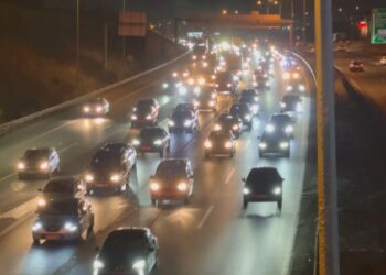 Bayram tatili dönüşü İstanbul girişinde trafik yoğunluğu