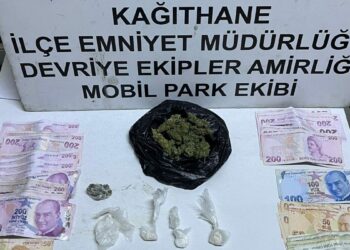 Kağıthane’de uyuşturucu operasyonunda dayı ve abi şüpheliyi kaçırmaya çalıştı; sokak karıştı