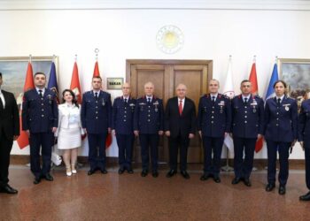 Bakan Güler, Hava Kuvvetleri Komutanı Kadıoğlu'nu kabul etti