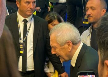 Aziz Yıldırım: Kanaryamızı zafere taşıyacağız / Metin ve fotoğraf eklendi