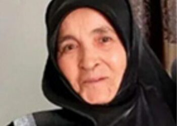 Kullanmayı öğrenmek için bindiği elektrikli motosikletten düşüp öldü