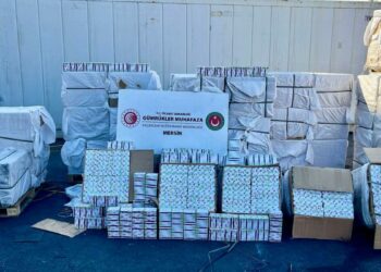 Mersin Limanı'nda yaklaşık 5 milyar TL değerinde kapsül ilaç ele geçirildi