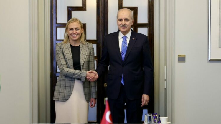 TBMM Başkanı Kurtulmuş, Helsinki'de Finlandiya Dışişleri Bakanı Valtonen’i kabul etti
