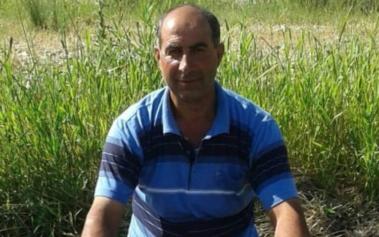 Van'da otomobilin çarptığı baba hayatını kaybetti, oğlu yaralandı