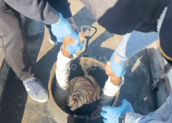 Durdurulan tankerden 30 düzensiz göçmen çıktı