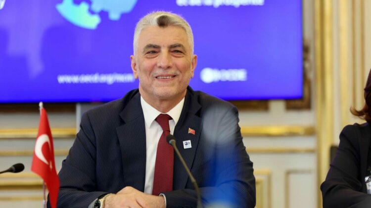 Ticaret Bakanı Bolat, Fransa’da temaslarını sürdürüyor