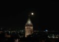 İstanbul’da dolunay seyirlik manzara oluşturdu