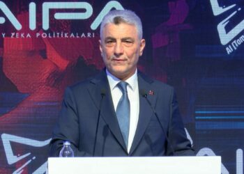 Bakan Bolat: 163 gümrük müdürlüğümüzü yapay zekanın gücüyle ile yeniledik